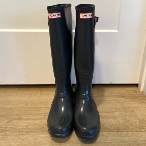 Like New Hunter Rain Boots! - Picture 1 of 6